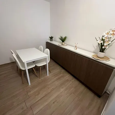 Bed & Breakfast Sayonara