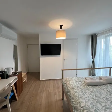 Bed & Breakfast Sayonara