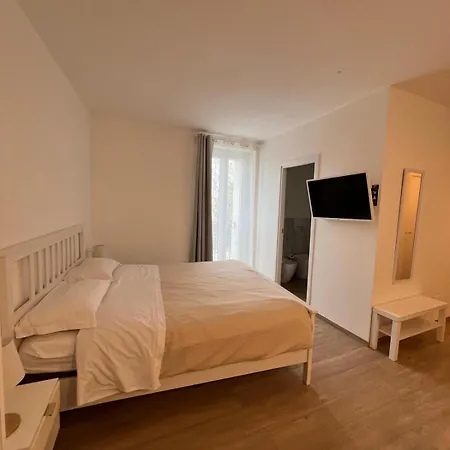 Bed & Breakfast Sayonara 3*