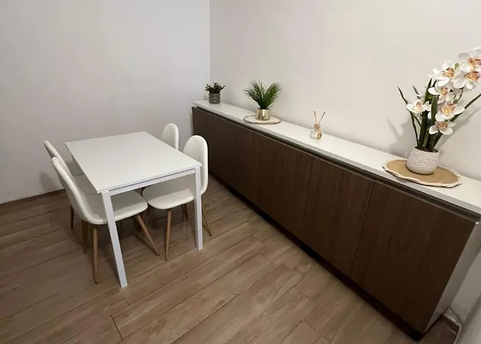 فندق مبيت وإفطار Sayonara