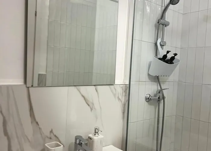 Oda ve Kahvaltı Sayonara